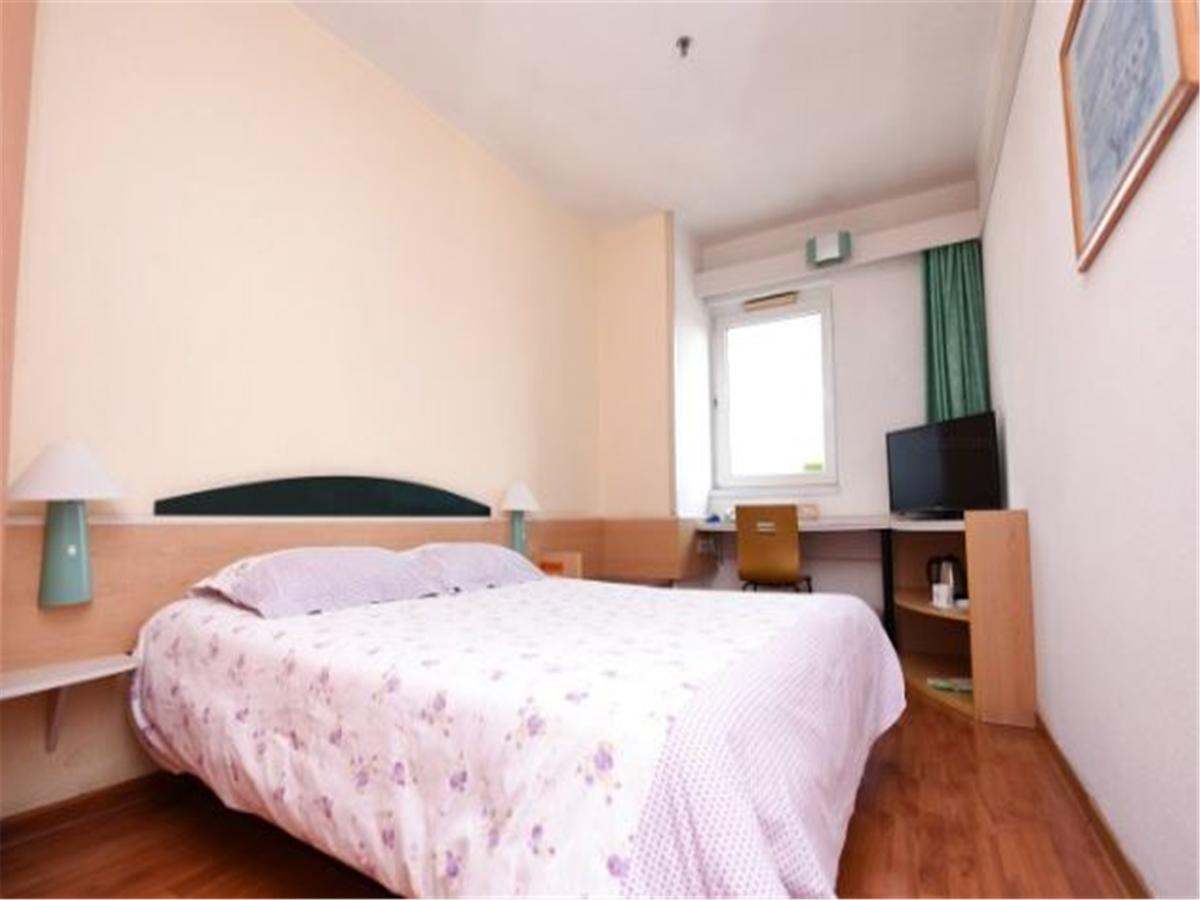 Motel Qingdao Jiaonan Renmin Road Business Street Extérieur photo